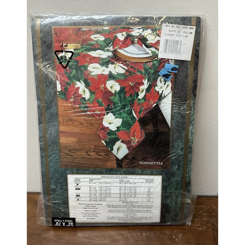 Vintage Robin Cotton Christmas Poinsettia Tablecloth Made Turkey 52 x 70 NEW NOS